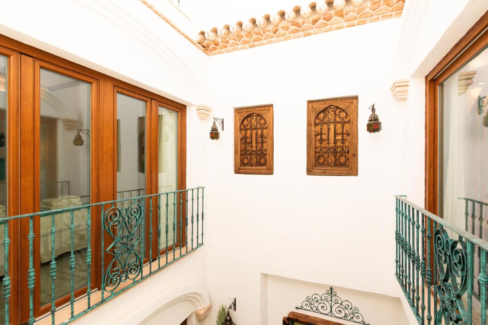 Casa Esmeralda - Luxury Boutique Apartments Old Town Estepona Exterior photo